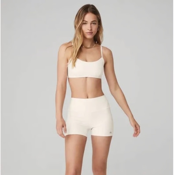 Alo Yoga Cream Set - Picture 1 of 3